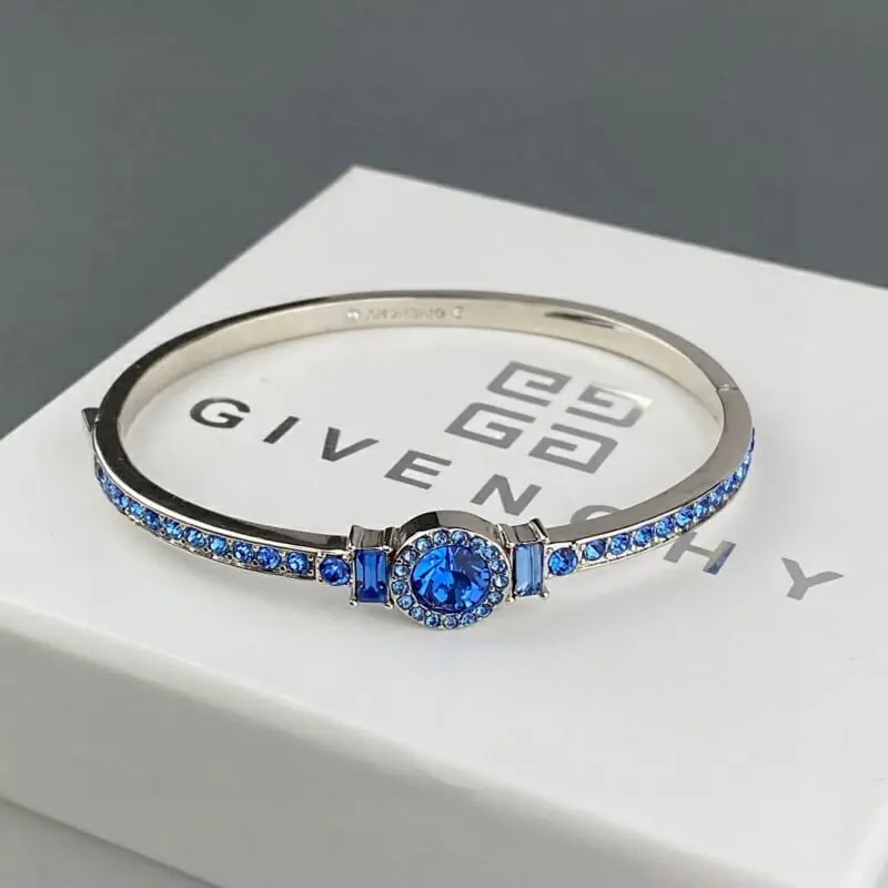 givenchy bracelets s_12523a53